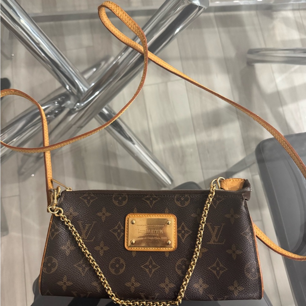 Louis Vuitton Brown and Gold Crossbody Bag with Monogram Canvas